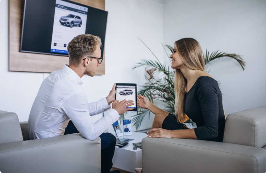 The Expat's Guide to Getting a Car in the UAE Without a Long-Term Commitment 