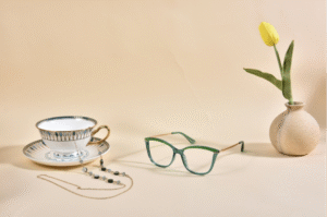 Why Eyeglass Chains Are the Must-Have Accessory Right Now 